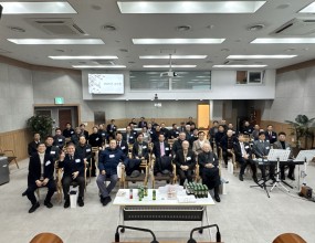 2025년 12월 23일에 진행된 제3차 실행위원회 및 송년회 사진입니다.&nbsp;